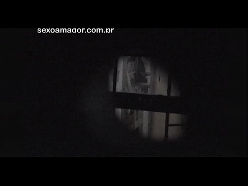 ❤️ Blondie é gravada en segredo por un voyeur do barrio escondido detrás de ladrillos ocos ❤️❌ Vídeo de puta  na pornografía gl.serviporno.ru ❌️