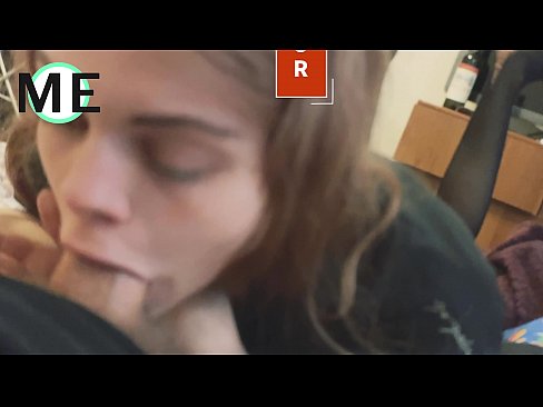 ❤️ Palo de garganta, pantalóns rasgados e tacóns rasgados agradable de coñecer ❤️❌ Vídeo de puta na pornografía gl.serviporno.ru ❌️