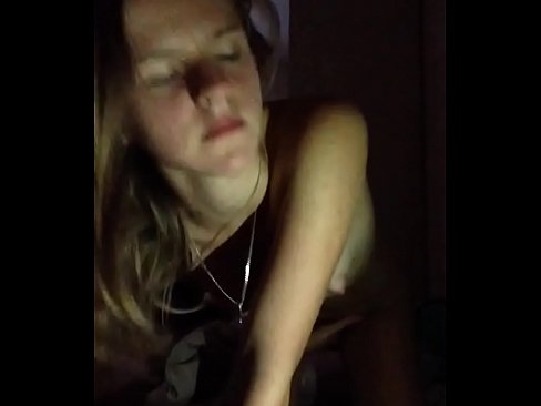 ❤️ Unha rapaza masturbanse e corre ❤️❌ Vídeo de puta na pornografía gl.serviporno.ru ❌️
